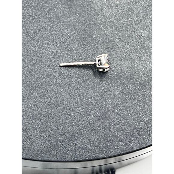 LM Signed 14k White Gold 4 Prong 5mm Round Stud Solitaire CZ Earrings - Picture 11 of 14